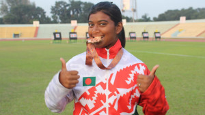 কুলসুমের নিশানায় এককে প্রথমবার পদক বাংলাদেশের
