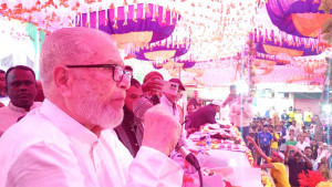 খালেদা জিয়ার সুস্থতা কামনায় মাধবপুরে মোনাজাত