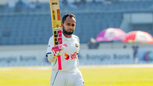 মুশফিককে সেঞ্চুরির সুযোগ না দেওয়া প্রসঙ্গে যা বললেন আশরাফুল