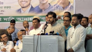 নির্বাচনের আগে শিক্ষকদের দাবি মেনে নেওয়ার আহ্বান নুরের