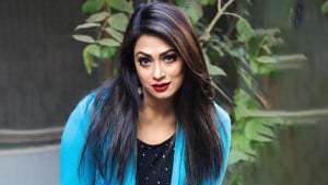 নায়িকা পপিকে আইনি নোটিশ