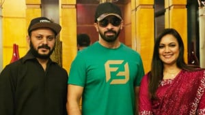 ঈদে অনিশ্চয়তায় প্রিন্স!