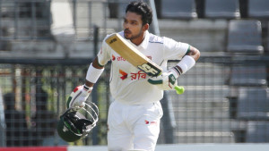 ছয়শ’র আগে ইনিংস ছাড়ল বাংলাদেশ