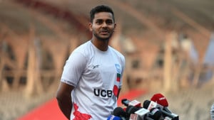 দেশি-বিদেশি বিভেদে বাংলাদেশ জিতবে না: শমিত
