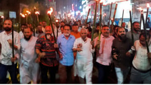 আরিফুল হকের মশাল মিছিল, আজ অবস্থান কর্মসূচি