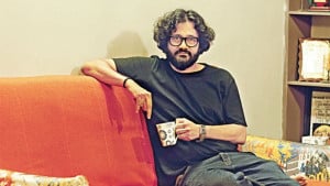 শহীদদের নিয়ে প্রিন্স মাহমুদের গান