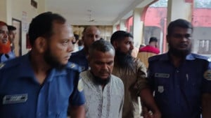বৈদ্যুতিক শক দিয়ে স্ত্রী হত্যার দায়ে স্বামীসহ তিনজনের মৃত্যুদণ্ড