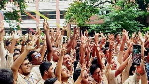 ভাল ফ‌লের ধারাবা‌হিকতা ধরে রে‌খে‌ছে নটর‌ডে‌ম, শিক্ষার্থী‌দের উচ্ছ্বাসে মা‌তোয়ারা ক্যাম্পাস
