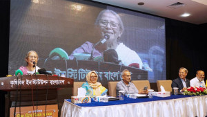 স্কুল ফিডিংয়ে ডিম যুক্ত করার আহ্বান মৎস্য ও প্রাণিসম্পদ উপদেষ্টার