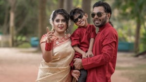 ফের বাবা হলেন আরফিন রুমি