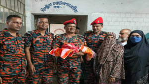 ফায়ার ফাইটার নুরুলের মৃত্যুর ১১ দিন পর ঘরে এলো আরেক সন্তান
