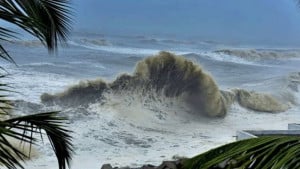 সাগরে গভীর নিম্নচাপ, সন্ধ্যায় রূপ নিতে পারে ঘূর্ণিঝড়ে