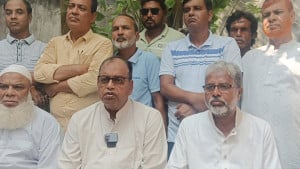 দেশে যাই ঘটুক না কেন ফেব্রুয়ারিতেই নির্বাচন অনুষ্ঠিত হবে: দুদু