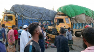 ময়মনসিংহে দুই ট্রাকের সংঘর্ষে প্রাণ গেল চালক-হেলপারের