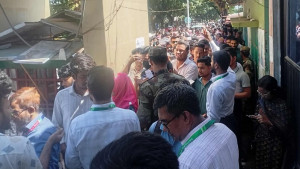 আইডি কার্ড বিড়ম্বনায় শিক্ষার্থীরা, অনেকের ভোট দেওয়া নিয়ে অনিশ্চয়তা
