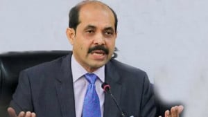 নতুন হত্যা মামলায় গ্রেপ্তার সাবেক মেয়র আতিকুল