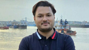 এনসিপির কেন্দ্রীয় সংগঠক মুনতাসির মাহমুদকে সাময়িক অব্যাহতি
