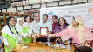 সাতক্ষীরায় দিনভর তর্কযুদ্ধে সেরা পুলিশ লাইন্স মাধ্যমিক বিদ্যালয়
