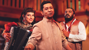 ঐতিহ্য-আবেগ ও বৈশ্বিক সুরের মেলবন্ধনে তুহিনের গান