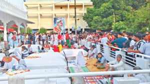 এইখানে সাঁইর বারামখানা