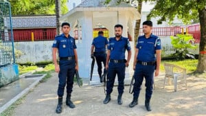 কুষ্টিয়ায় লালনের আখড়াবাড়িতে পুলিশ মোতায়েন