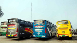 রাজশাহীর তিন জেলায় দূরপাল্লার বাস বন্ধ