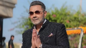 মদপান ছেড়ে দেওয়ার কাহিনী শোনালেন ববি দেওল