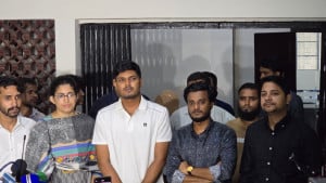 ডাকসু নির্বাচনে নানা অসঙ্গতির অভিযোগ তিন ভিপি প্রার্থীর 