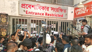 টিএসসি ও ঢাকা বিশ্ববিদ্যালয় ক্লাবে ভোট গণনায় বিঘ্ন