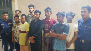 মামলার পর জোবরা গ্রামে পুলিশের অভিযান, গ্রেপ্তার ৮