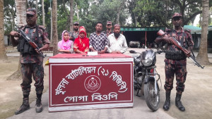 শার্শার গোগা সীমান্ত দিয়ে ভারতে প্রবেশের সময় ৪ নারী-পুরুষ আটক