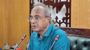 যতদিন দায়িত্বে আছি সারের দাম বাড়বে না: কৃষি উপদেষ্টা