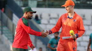 টস হেরে ব্যাটিং পরীক্ষার সুযোগ পেলেন লিটনরা   