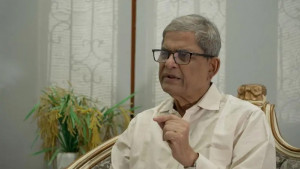 মির্জা ‎ফখরুলসহ ৭৭ নেতা মামলা থেকে অব্যাহতি পেলেন   