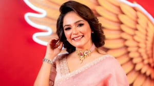 ‘সমুদ্রের দিকে তাকালে নিজের ভেতর নতুন শক্তি খুঁজে পাই’