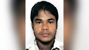 হাজতির প্রক্সি দিতে এসে ধরা যুবক