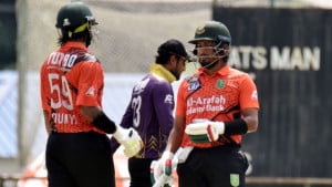 বিজয়-সৌম্যর ব্যাটে খুলনার জয়, ঢাকার দ্বিতীয় হার
