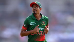 প্রথম বাংলাদেশি হিসেবে দক্ষিণ আফ্রিকার লিগে তাইজুল