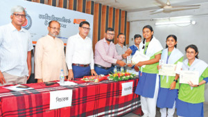 ক্ষুদেদের যুক্তি-পাল্টা লড়াই