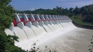 ফের খুলে দেওয়া হলো কাপ্তাই বাঁধের ১৬ জলকপাট
