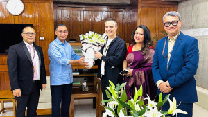 প্রধানমন্ত্রীর সঙ্গে বাটা গ্রুপের গ্লোবাল সিইওর সাক্ষাৎ