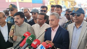 দেশের স্বার্থ রক্ষা না হলে উন্মুক্ত টেন্ডারেও যেতে পারি: নৌমন্ত্রী