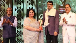 আজীবন সম্মাননায় আলমগীর, বিশেষ সম্মাননায় জেমস