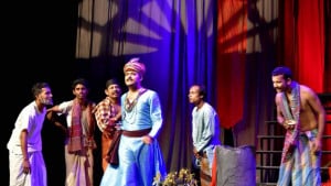 জীবন ও নাটক যেন মিলেমিশে একাকার