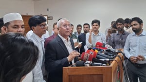 সংরক্ষিত নারী আসনের নির্বাচন ১২ মে 