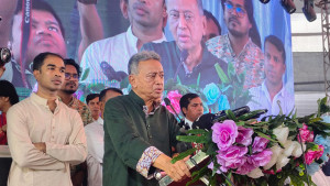 সরকারের সামর্থ্যের সীমাবদ্ধতা আছে, কৃচ্ছ্রসাধনে এগিয়ে আসতে হবে: অর্থমন্ত্রী