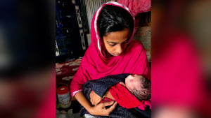 স্বজনদের মিষ্টিমুখ করাতে না পারার আক্ষেপ