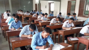 মানিকগঞ্জে কেন্দ্র সচিবসহ ২০ শিক্ষক অব্যাহতি, ৮ পরীক্ষার্থী বহিষ্কার