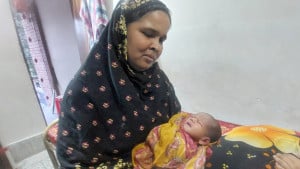 নববর্ষে হাফিজার কোল জুড়ে এলো হাফিজ 
