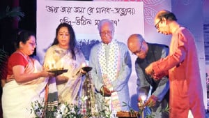 অস্থির সময়ের বিরুদ্ধে শিল্পের আহ্বান